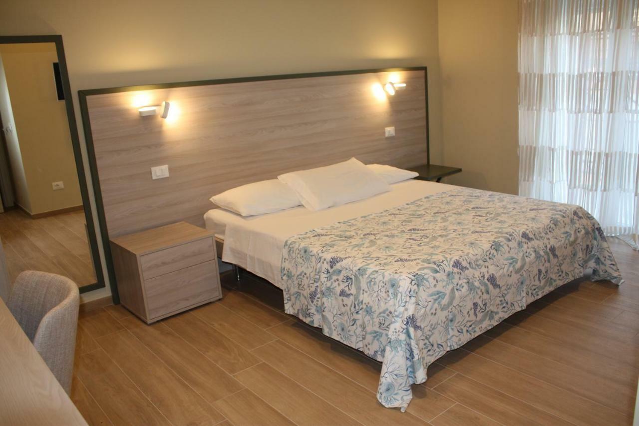 מלון סירקוזה Casa Del Sole מראה חיצוני תמונה